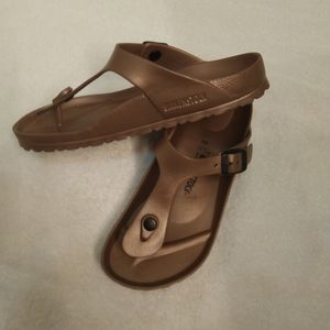 Birkenstock Gizeh Eva Gold Sandals Women’s Size 8